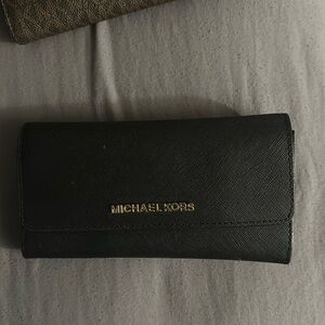 Black Michael kors trifold wallet